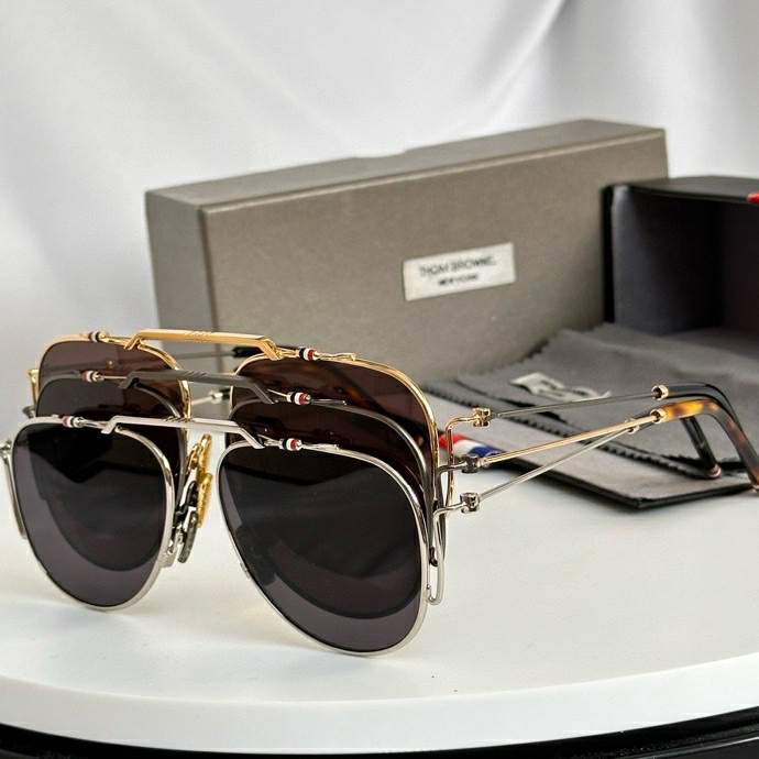 Picture of Thom Browne Sunglasses _SKUfw57303002fw